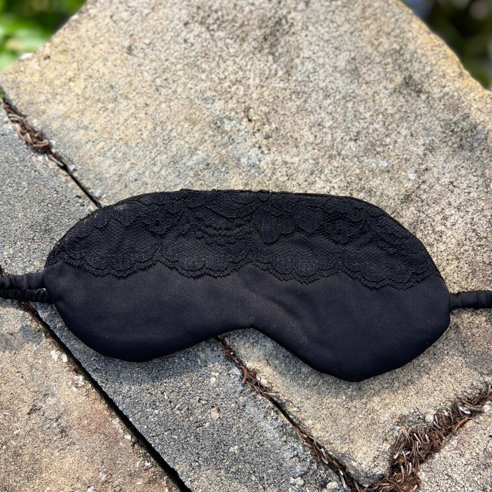 Handmade Sleep satin mask with lace Black